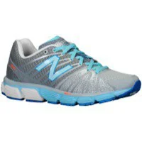 New Balance 890 v5 in Silver / Blue