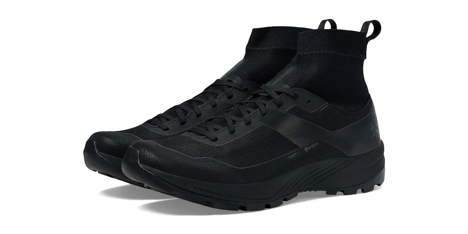 ARC'TERYX Vertex in Black