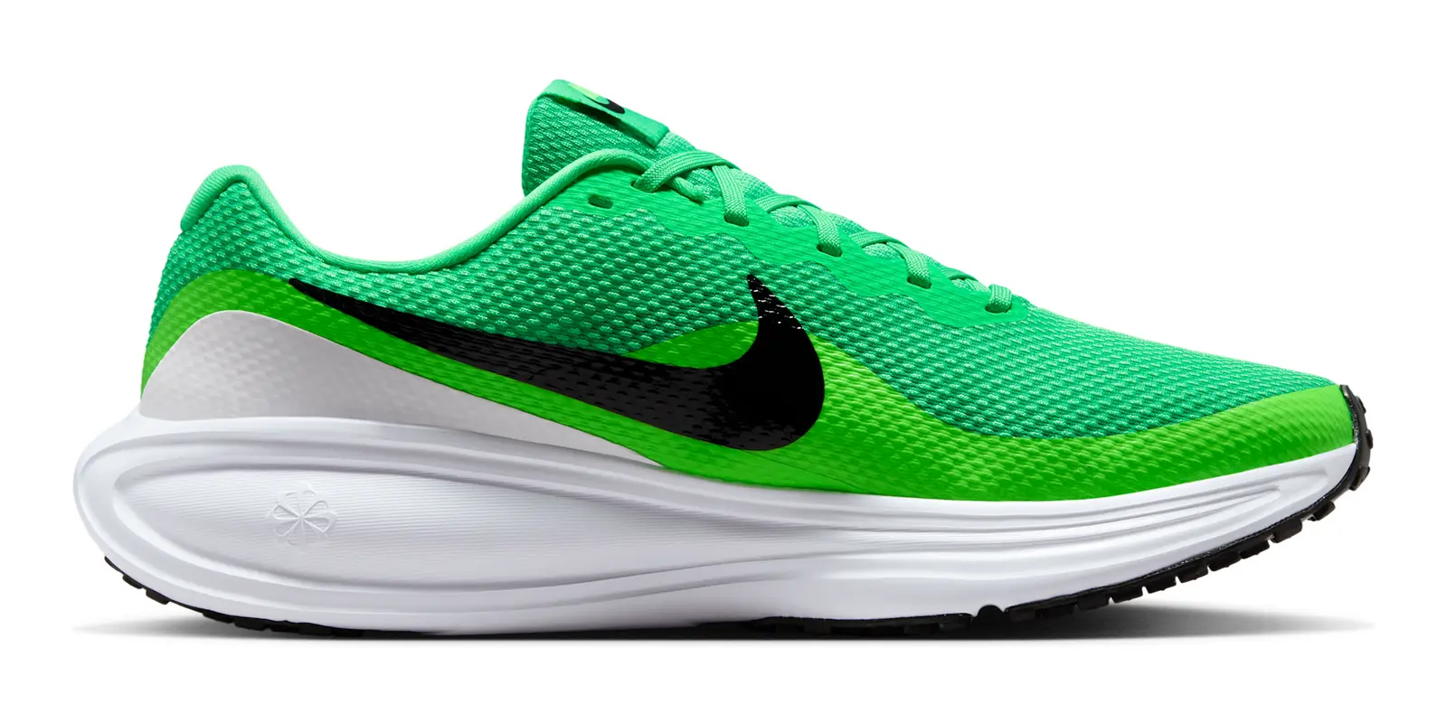 Nike Revolution 8 in Green
