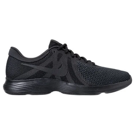 Nike Revolution 4