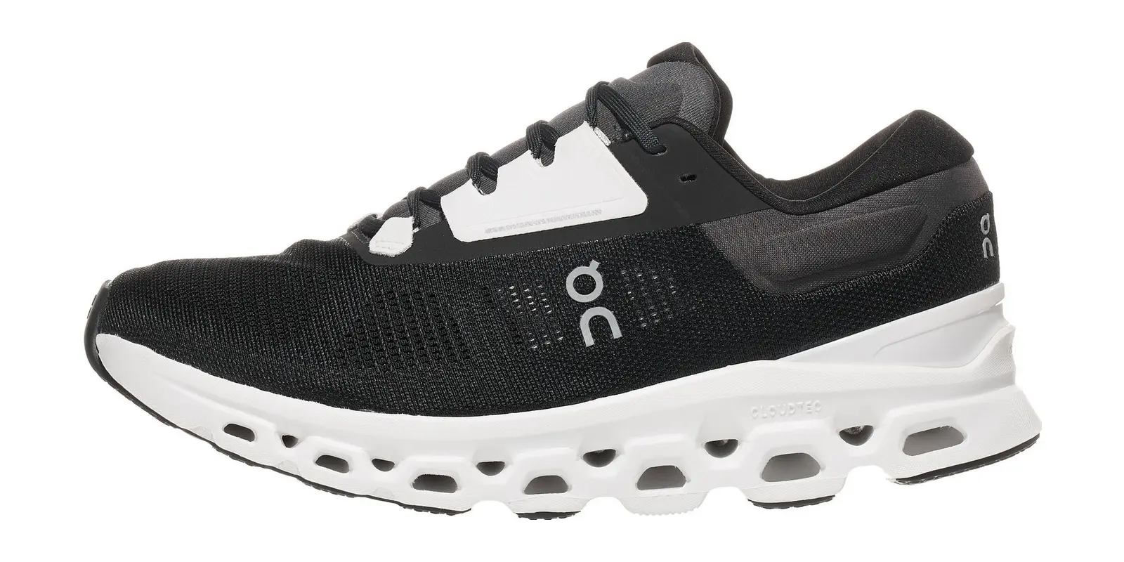 On Cloudstratus in Black / Frost