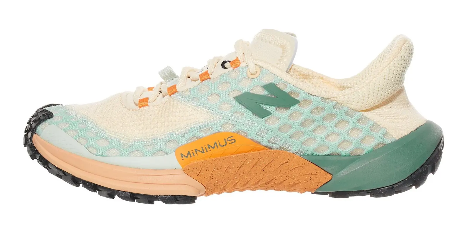 New Balance Minimus Trail in Clay Ash / Calciu