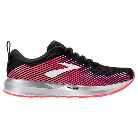 Brooks Levitate in Black