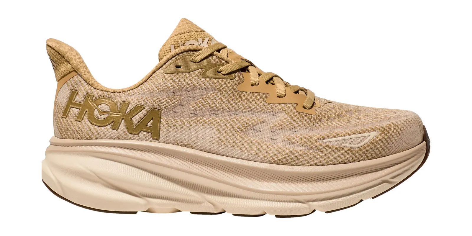 HOKA Clifton 9 in Wheat / Sand