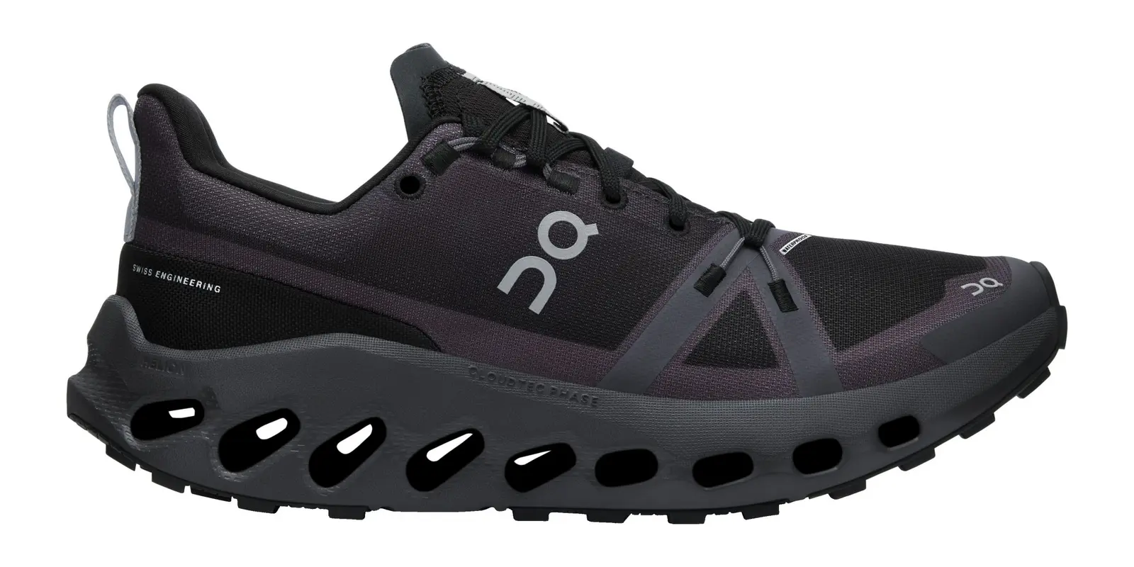 On Cloudsurfer Trail in Black