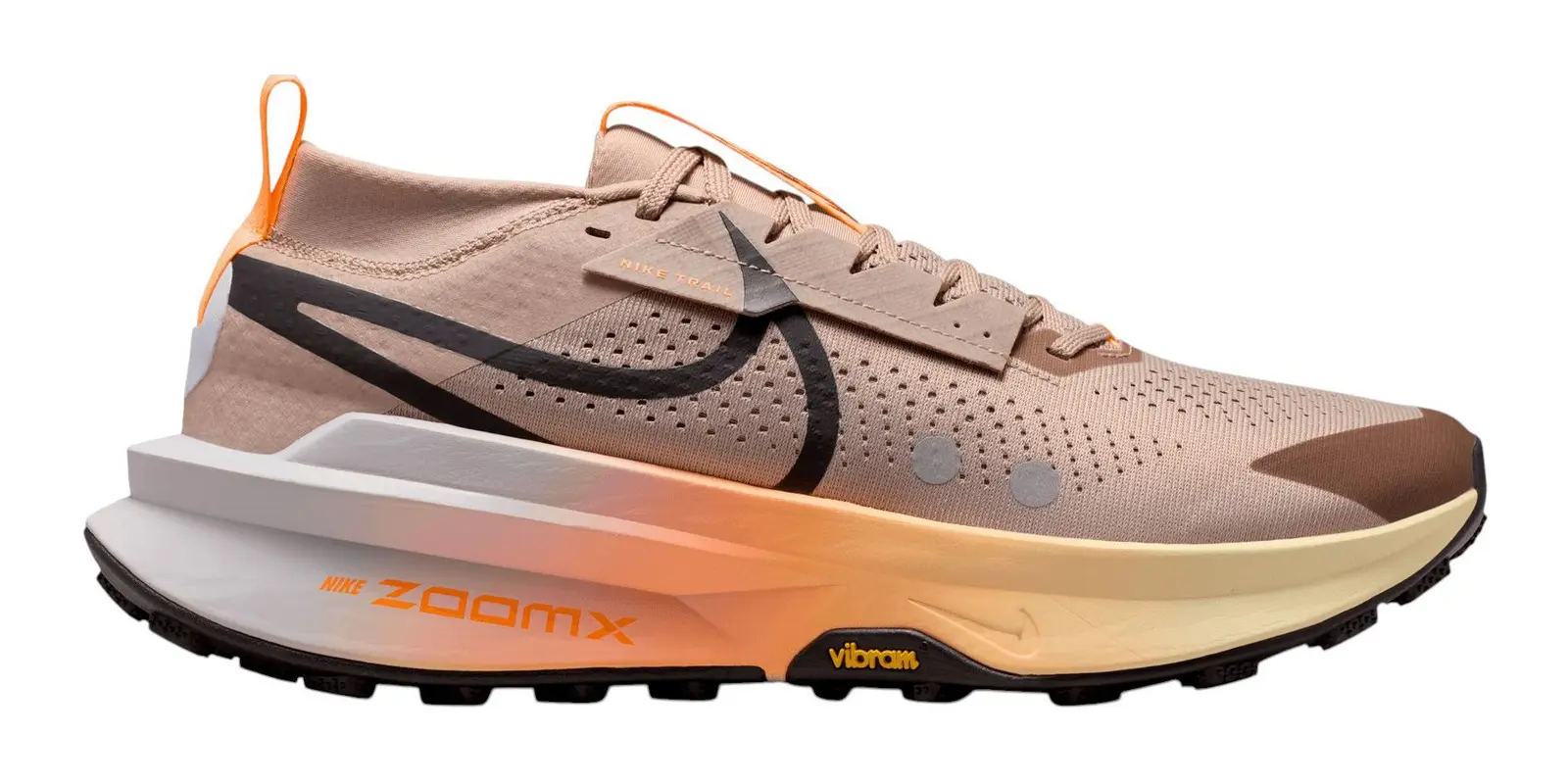 Nike Zegama Trail 2 in Alabaster / Black